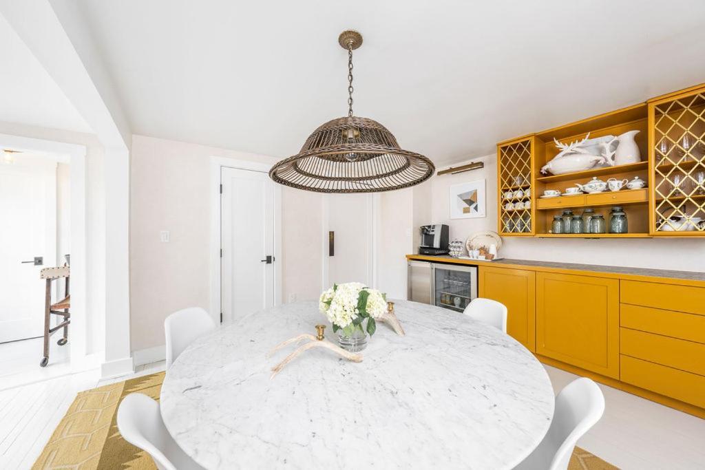 White Moose Inn Washington Екстер'єр фото