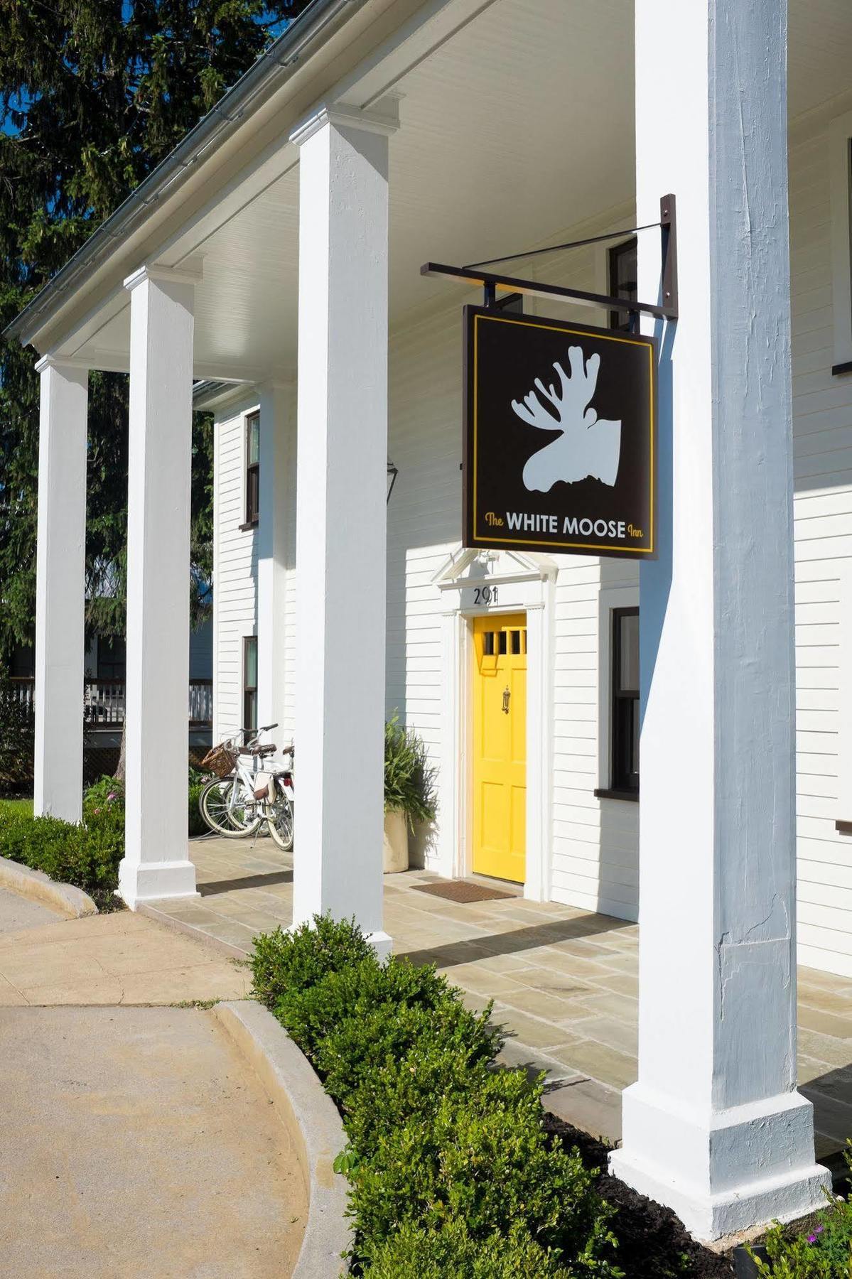 White Moose Inn Washington Екстер'єр фото
